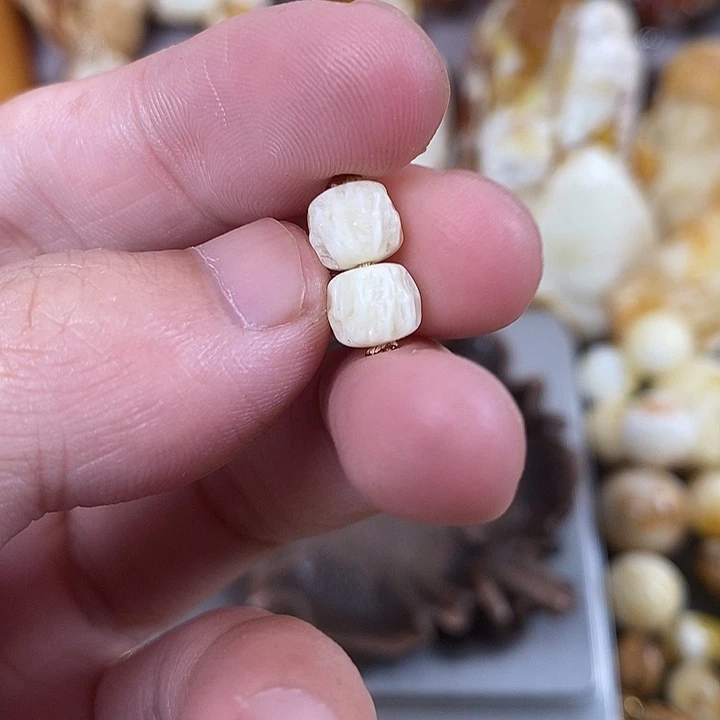 琥珀未镶嵌裸石我