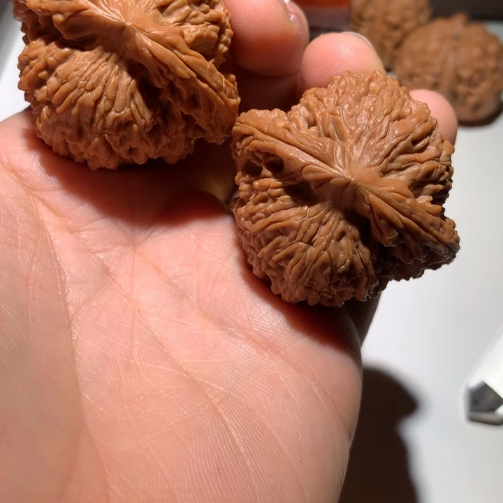 把件文玩核桃南疆石