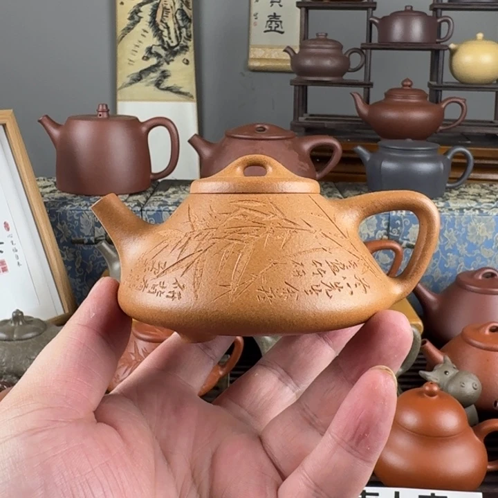 茶壶紫砂半手黄金段子冶刻绘