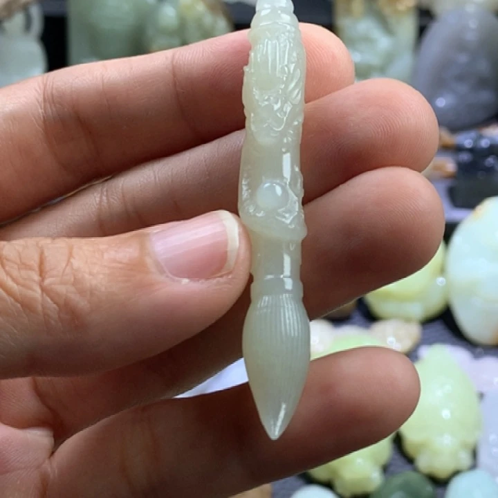 颈饰未镶嵌和田玉