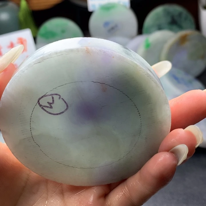 定制翡翠未镶嵌手镯