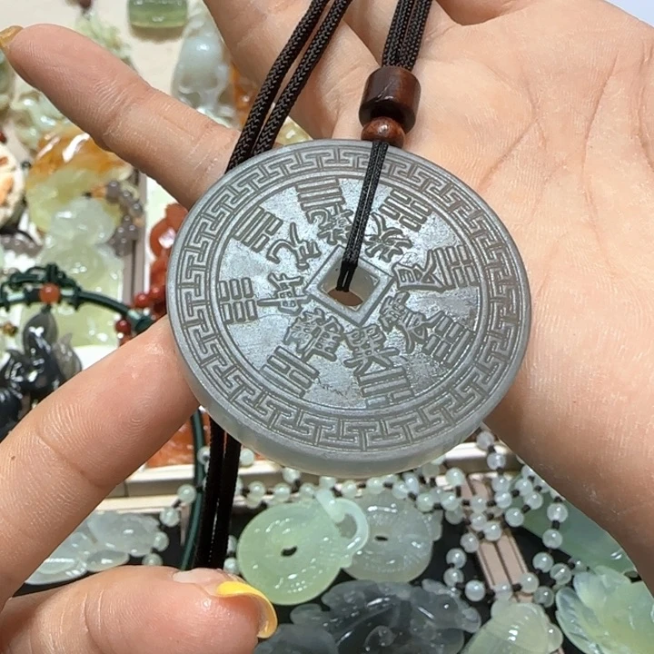 蛇纹石玉未镶嵌吊坠