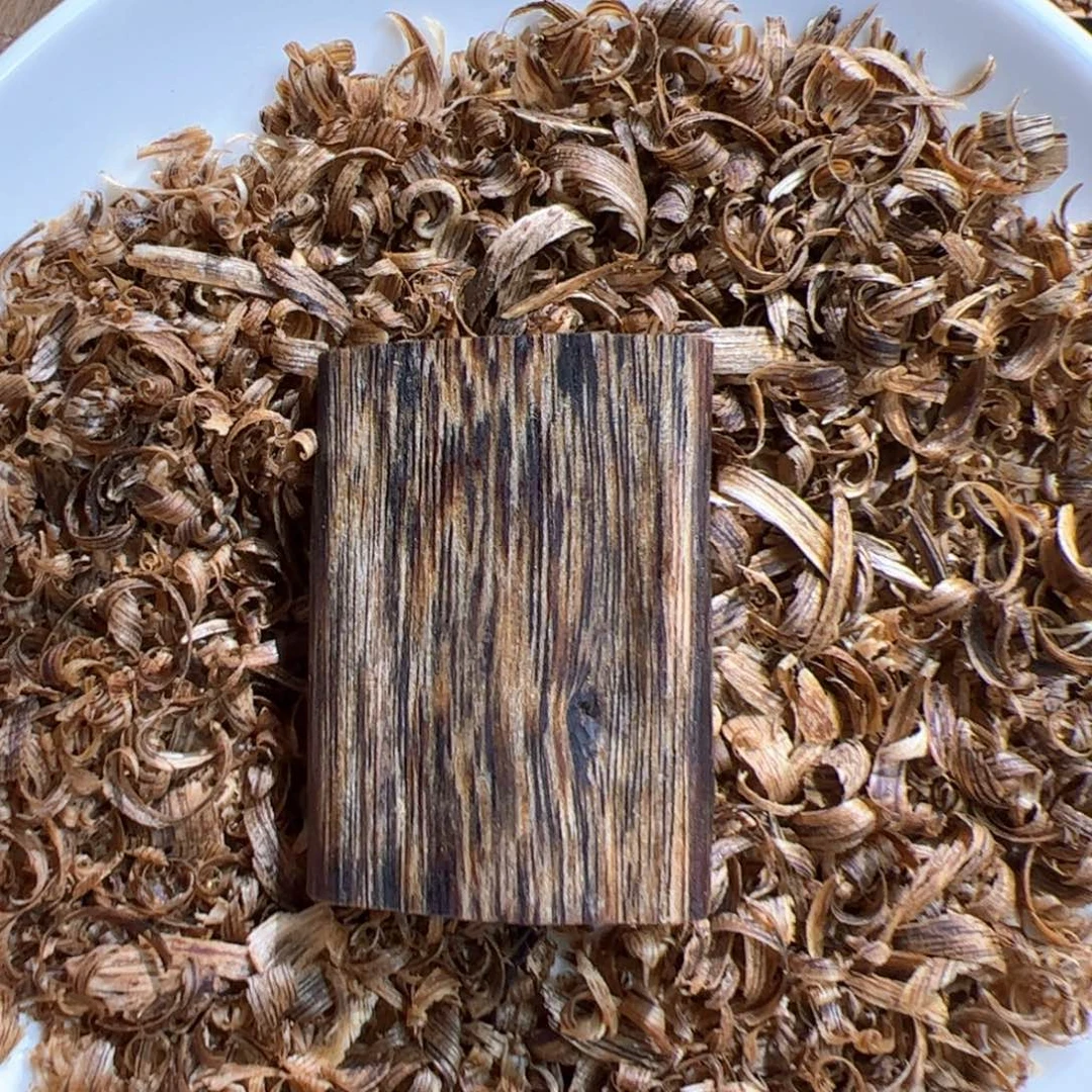 沉香沉香碎屑白棋素牌7.3克