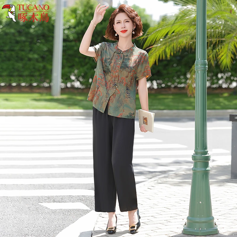 啄木鸟母亲节妈妈夏装薄款套装新款时尚印花上衣中老年女装两件套