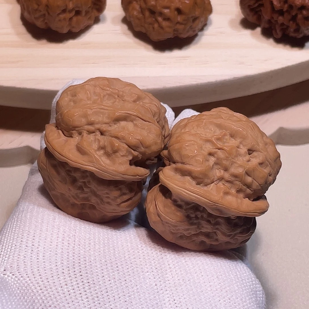 文玩核桃把件39 40 蛤蟆头 86502