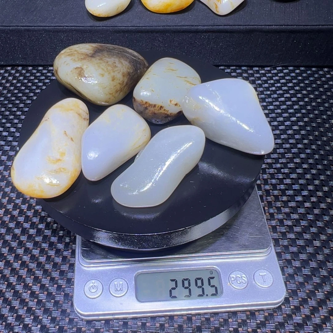 和田玉（子料）未镶嵌吊坠(不含链)299克