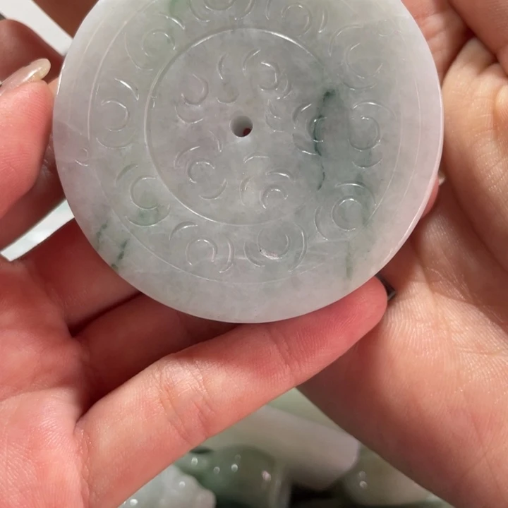 定制翡翠未镶嵌翡翠