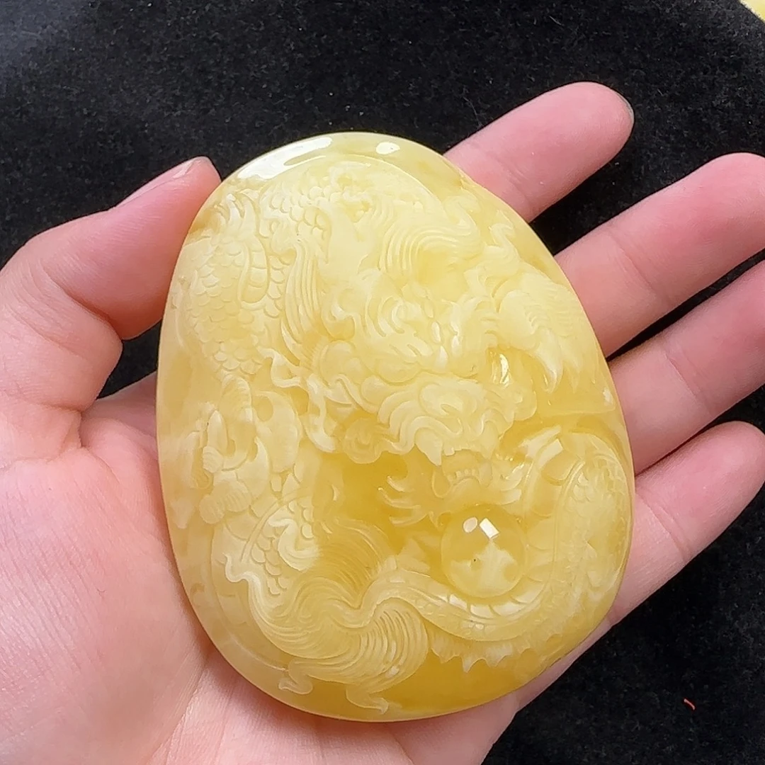 蜜蜡未镶嵌珠宝奇石