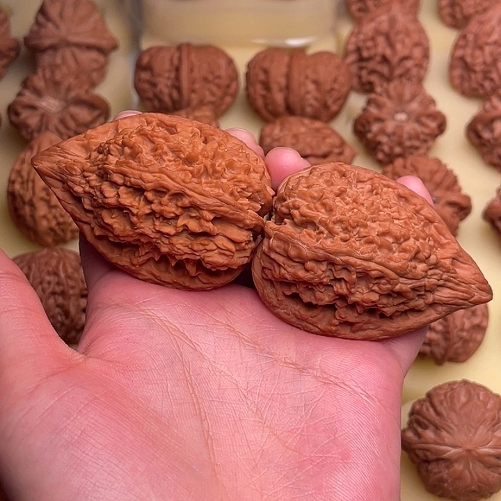 @****把件文玩核桃大沽石43