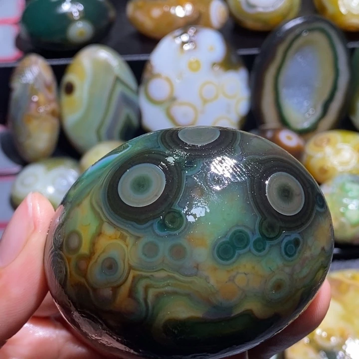 玛瑙/玉髓未镶嵌珠宝半成品79