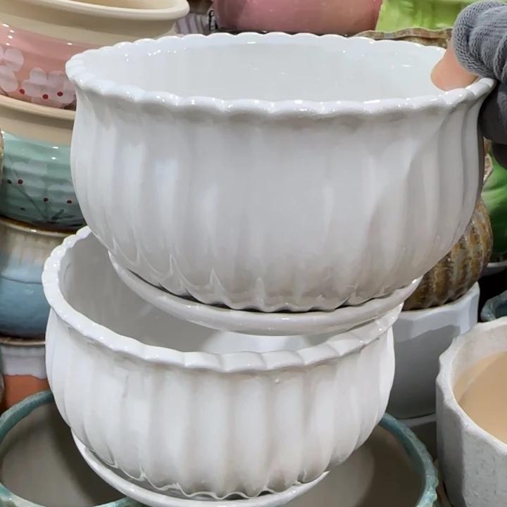 凑9块包邮，有孔，陶瓷花盆