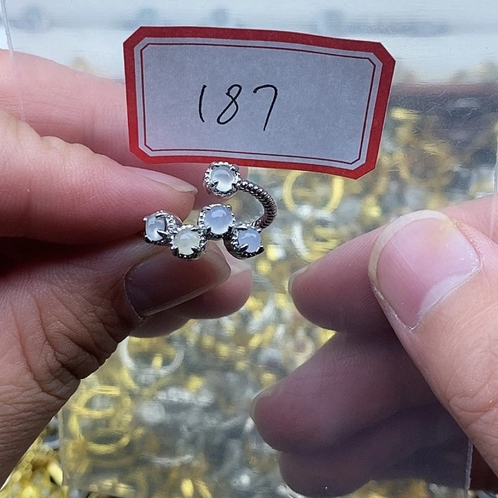 翡翠未镶嵌戒指187