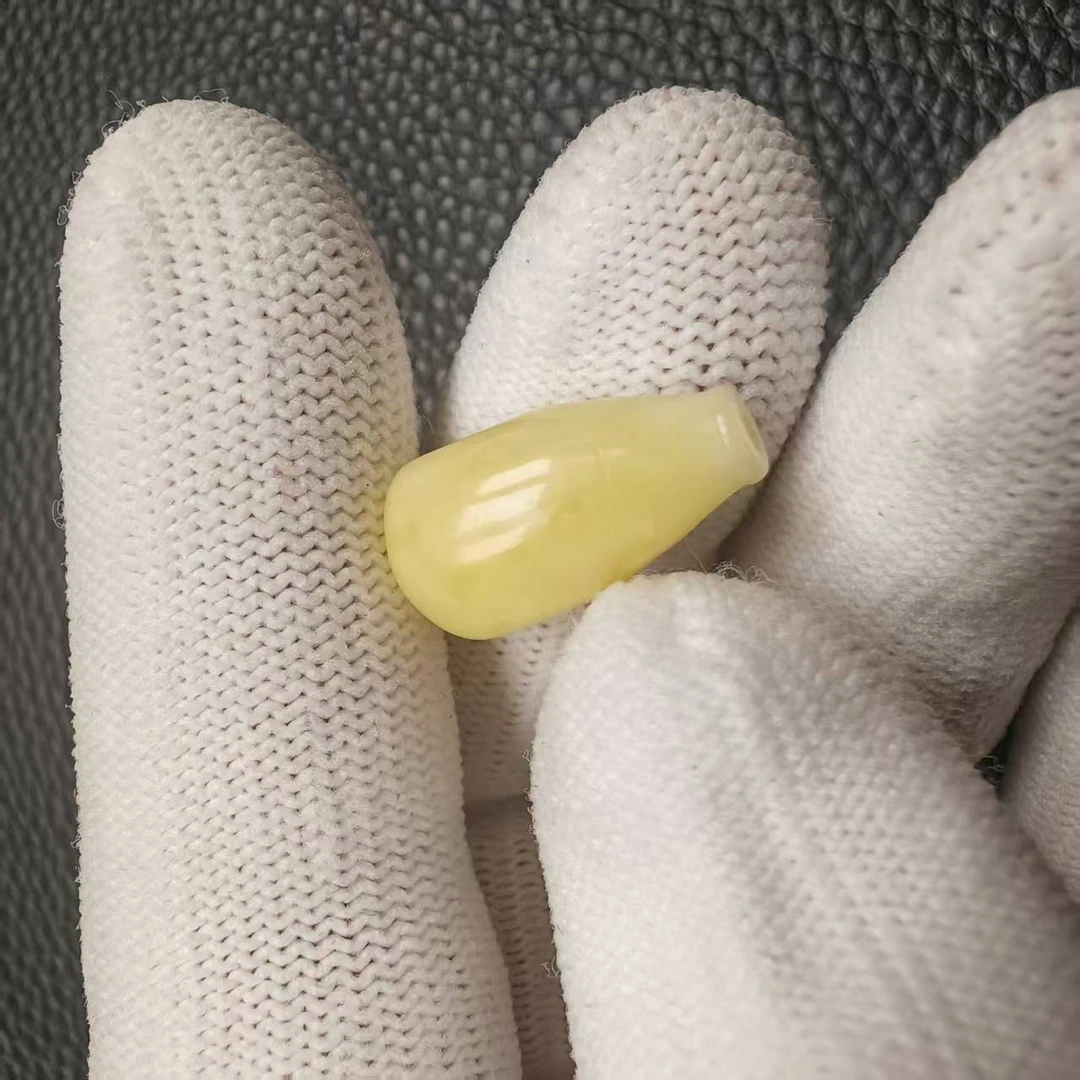 尺寸对孔9.3mm左右蜜蜡腰花三通一个《小鱼文玩》882号