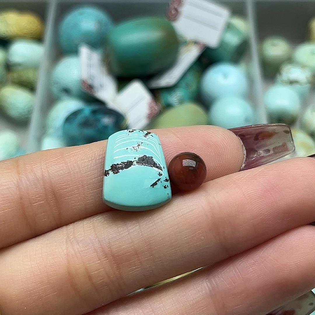 南红玛瑙未镶嵌珠宝奇石