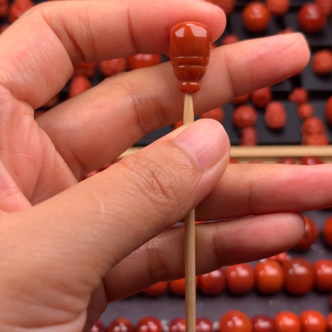 南红玛瑙奶嘴三通10mm未镶嵌