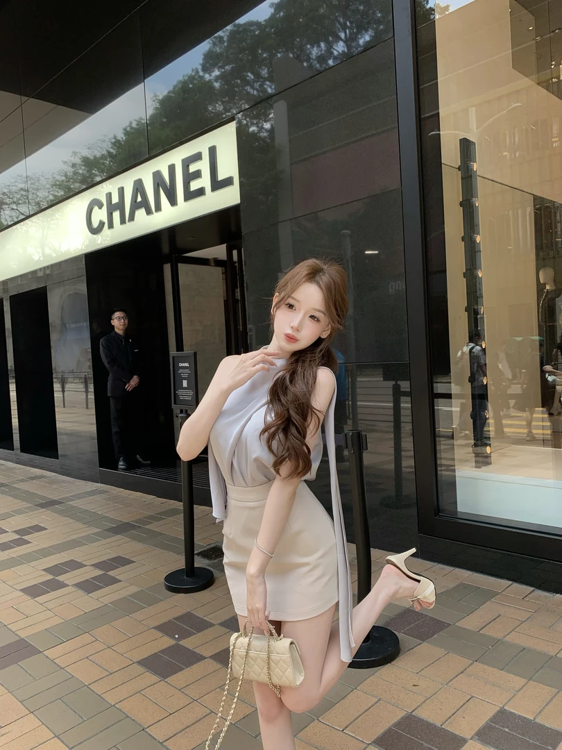 XUAN璇璇【清玄雅致】设计感清风徐来气质上衣LWJ25B2T1255