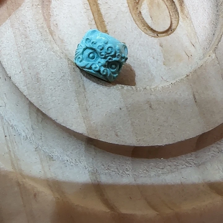 绿松石未镶嵌吊坠(不含链)绿松石醒狮