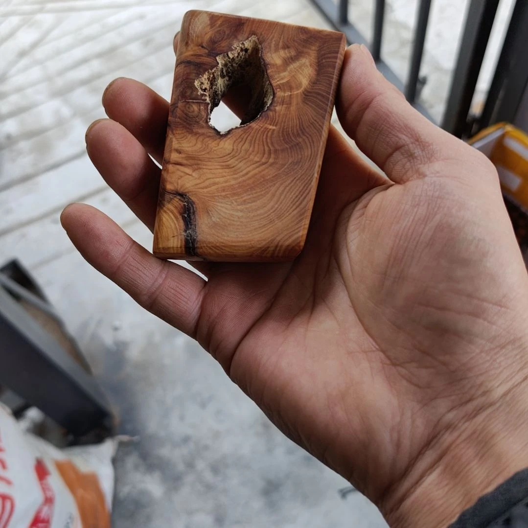 尚***求太行崖柏手工艺品