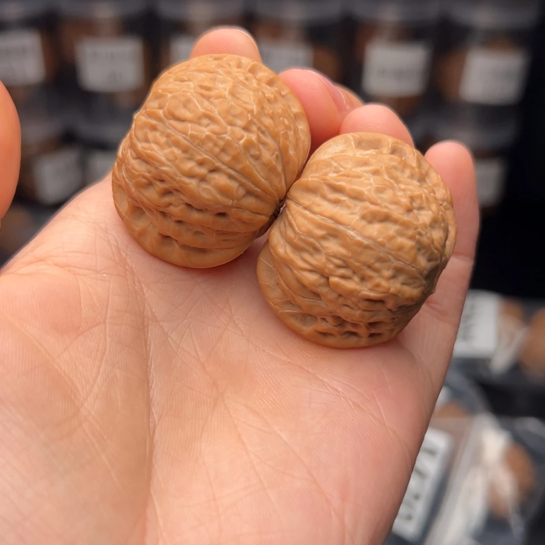 文玩核桃吊坠o*o铁锤