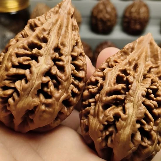 楸***谊文玩核桃吊坠大楸核桃7号