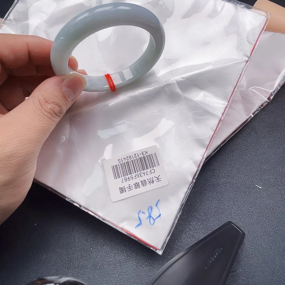 翡翠未镶嵌手镯手镯