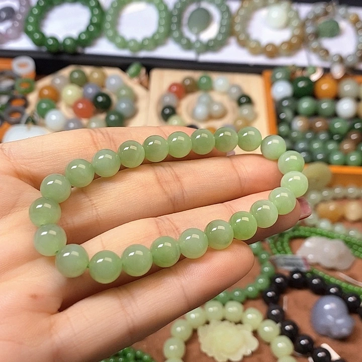 手链未镶嵌和田玉（碧玉）