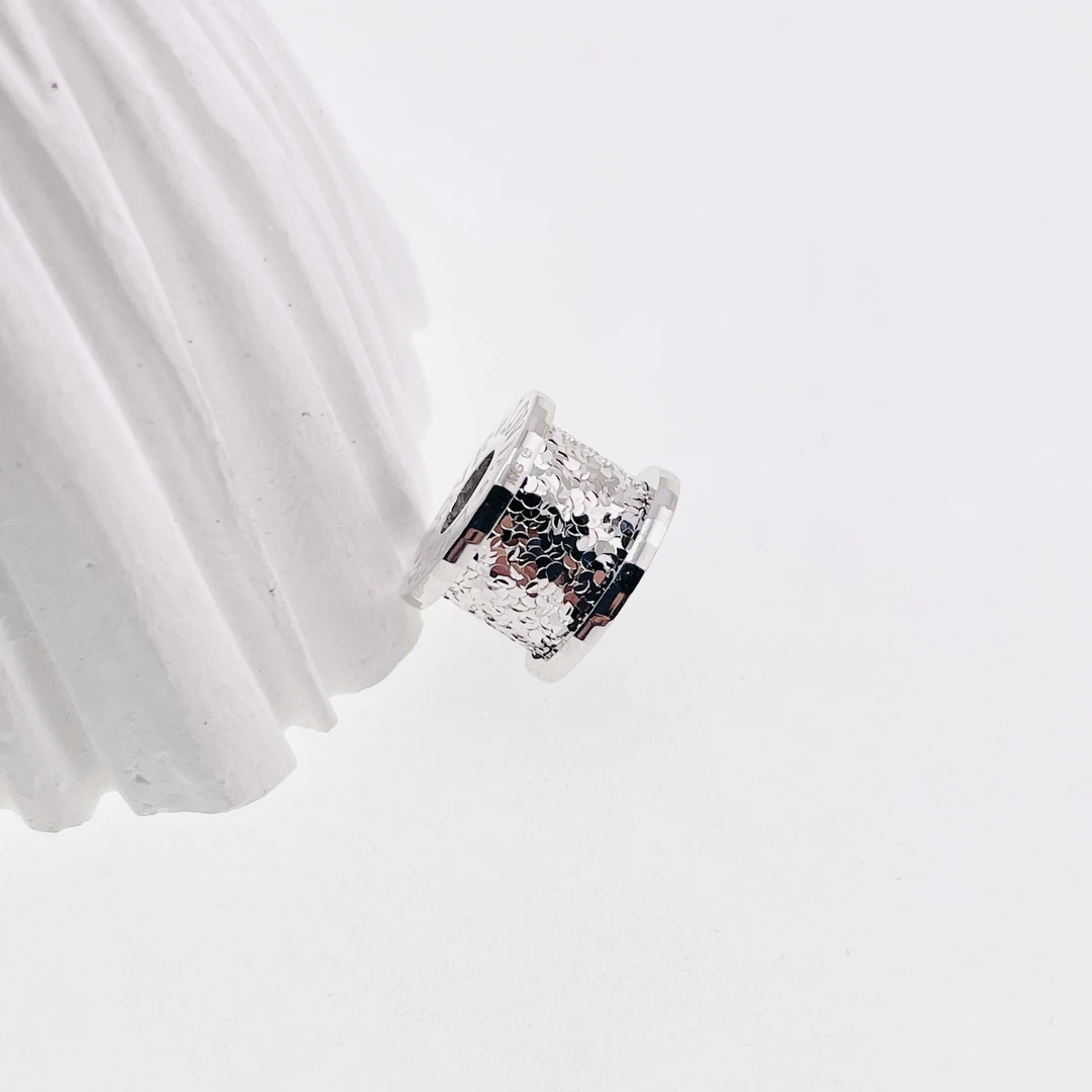 铂金Pt950碎碎冰路路通吊坠