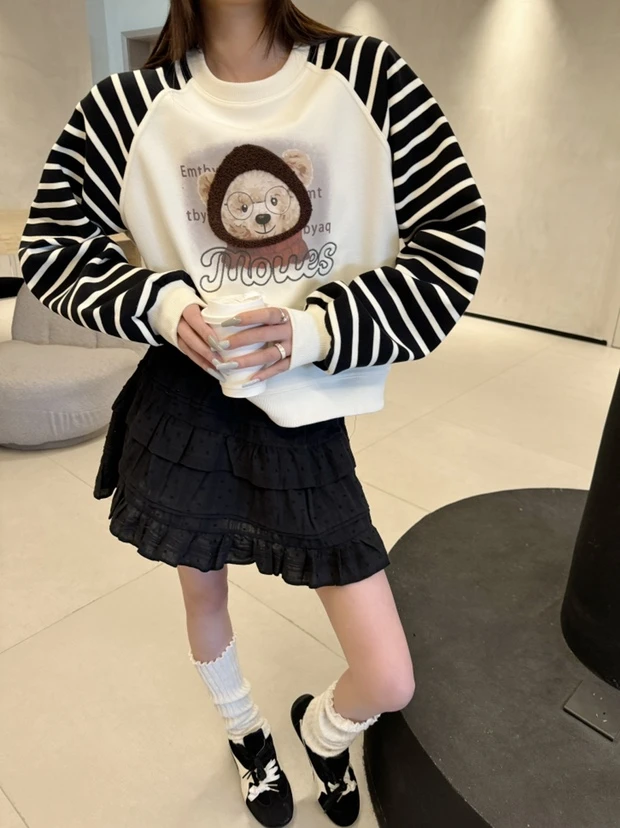 【带帽小熊】2025年春季新款长袖时尚显瘦洋气ins韩版宽松卫衣