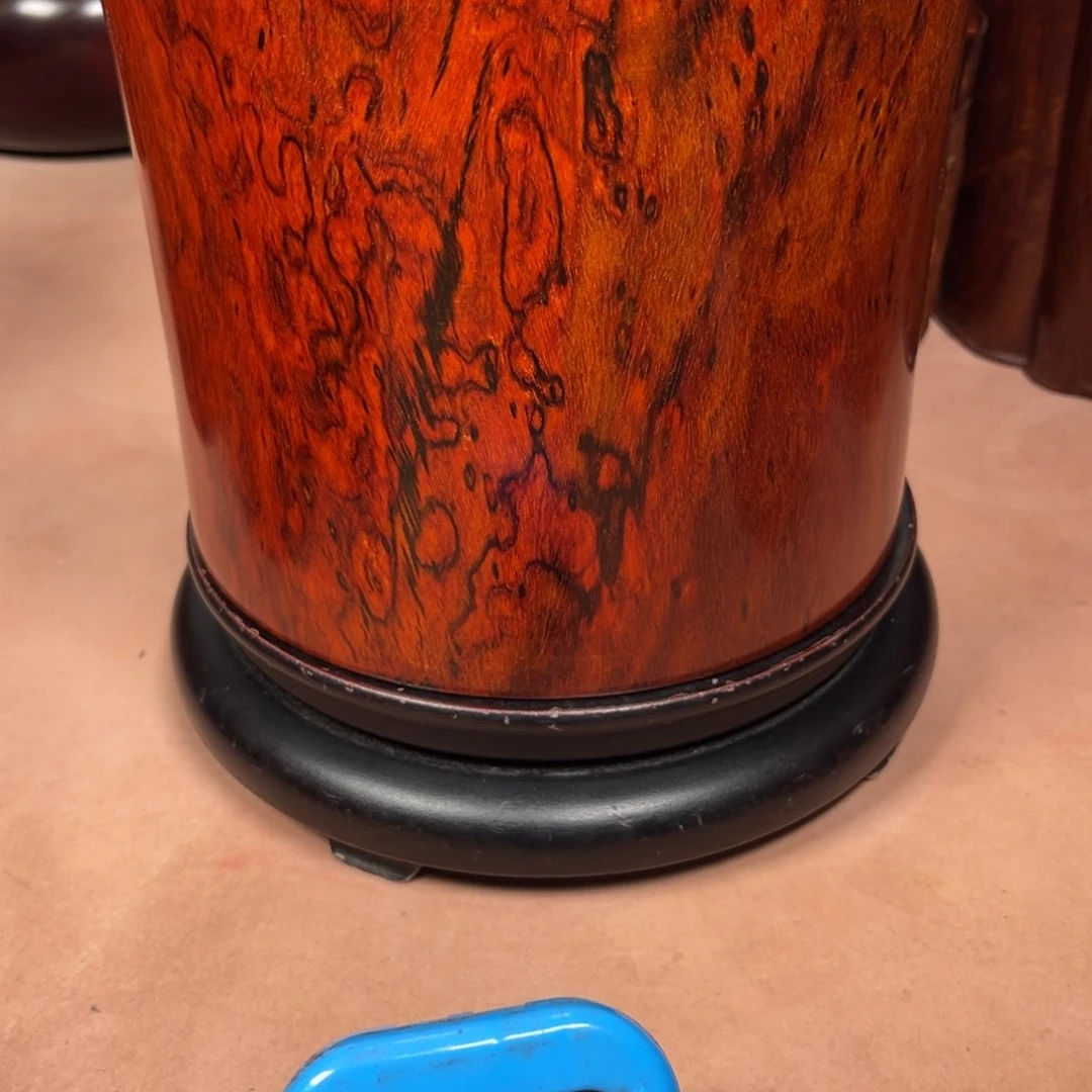 檀香木小叶紫檀大笔筒