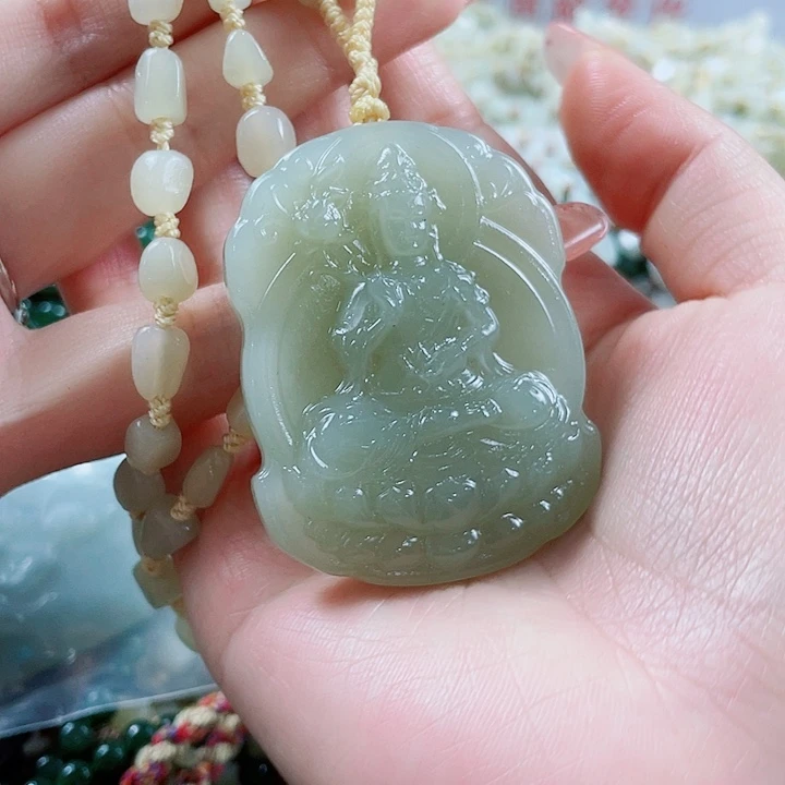 颈饰未镶嵌和田玉