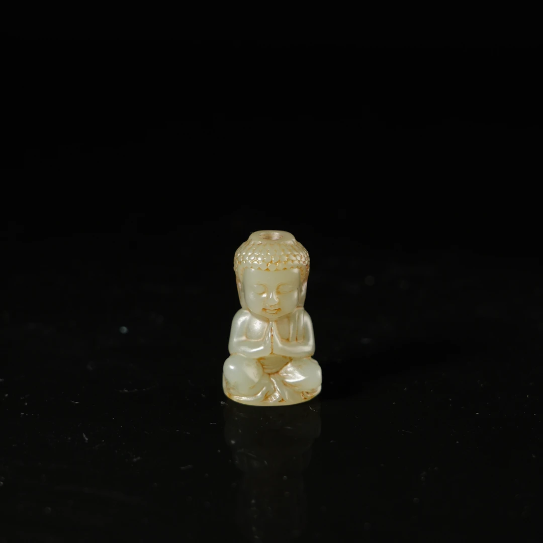 45F46   清   和田玉宝宝佛吊坠