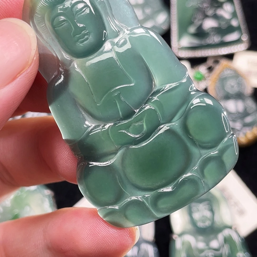 翡翠未镶嵌颈饰6，