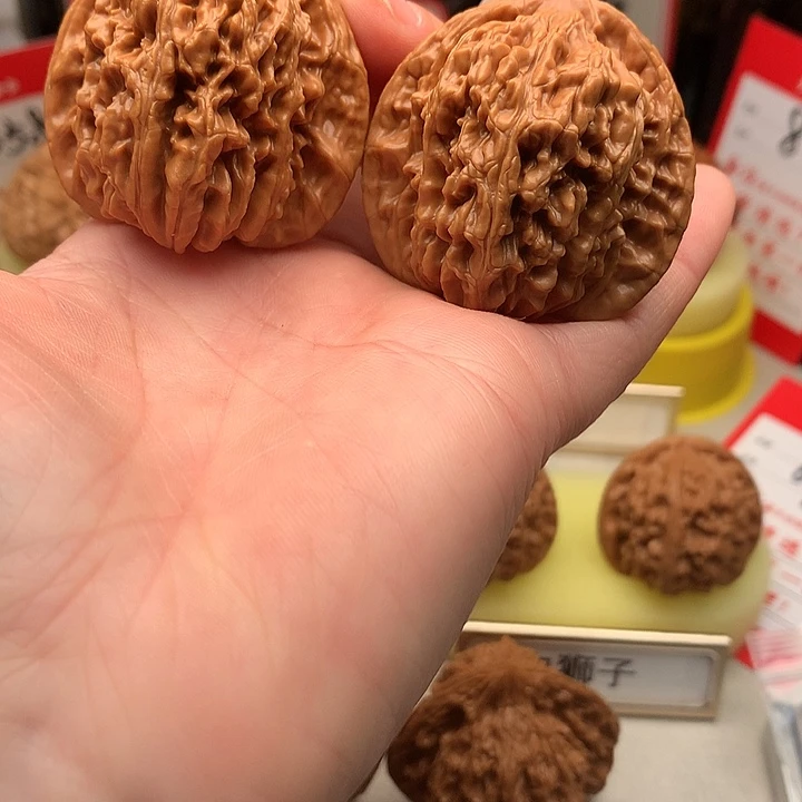 文玩核桃吊坠42.8尺汉高楼801号