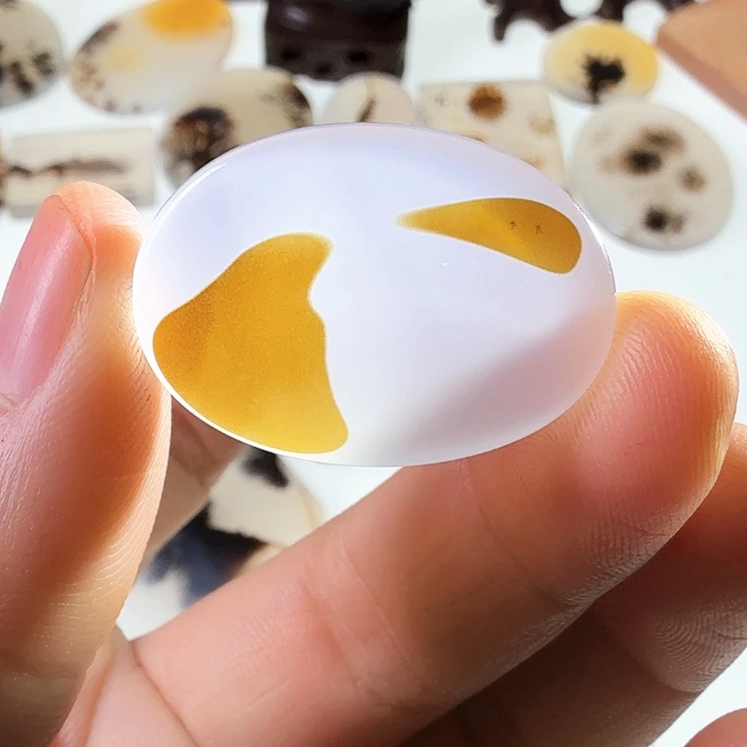 玛瑙/玉髓未镶嵌珠宝半成品