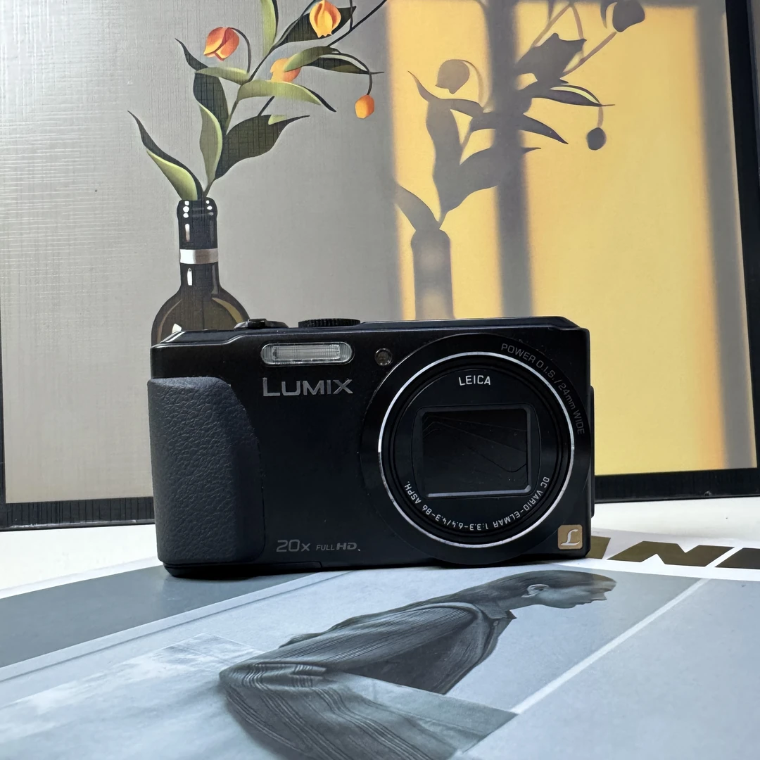 9新 Panasonic/松下 ZS30 1810万像素20倍变焦 长焦相机 no退no换