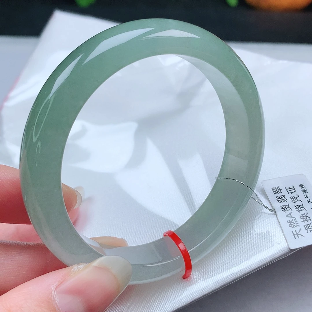 翡翠手镯未镶嵌57+圈