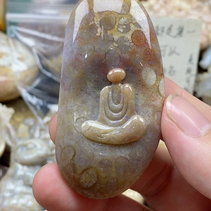 硅化珊瑚（珊瑚玉）未镶嵌颈饰s**i