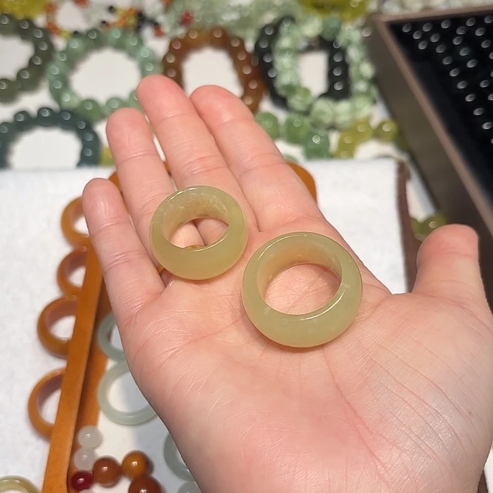 我***我蛇纹石玉未镶嵌手串
