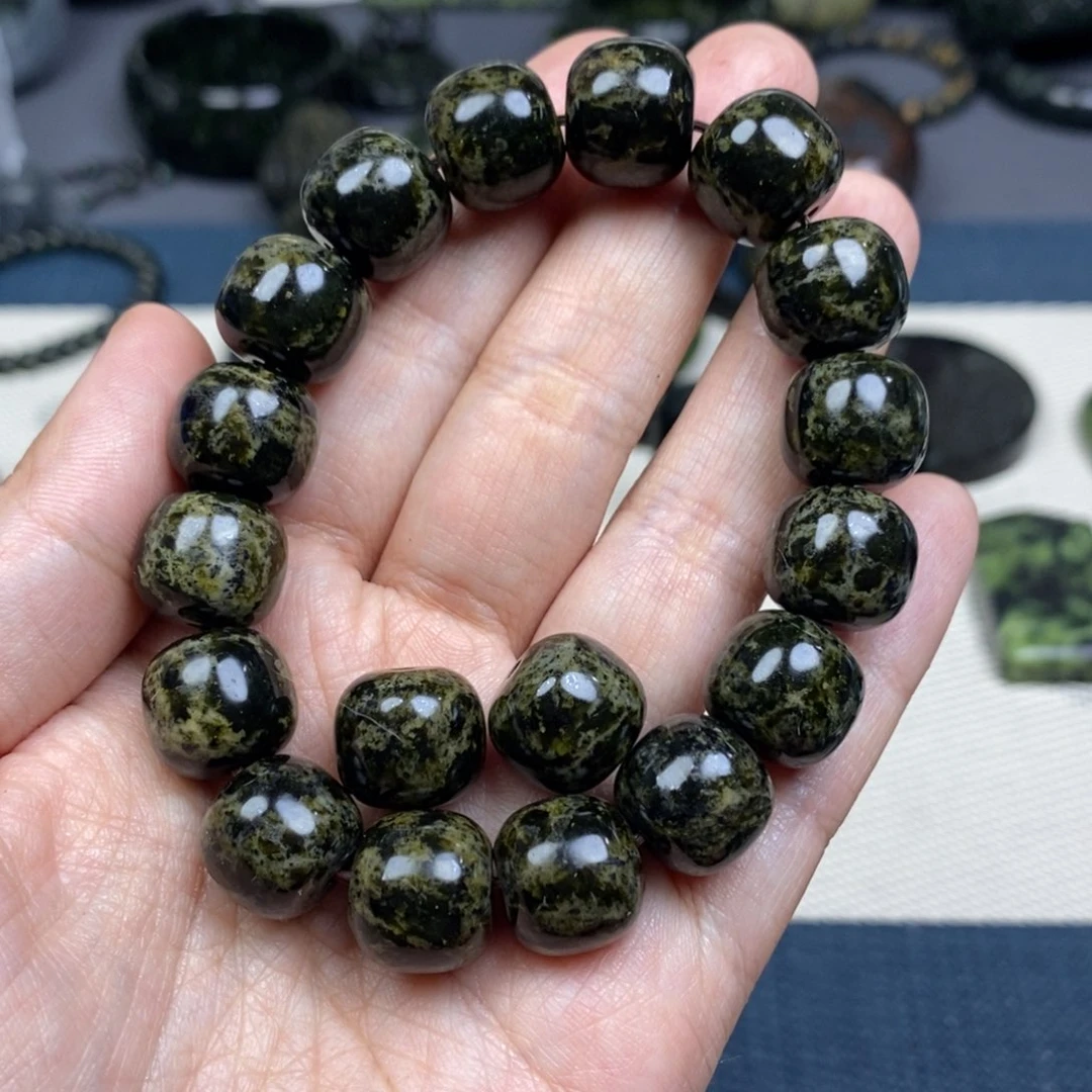 未镶嵌蛇纹石玉手链辉*