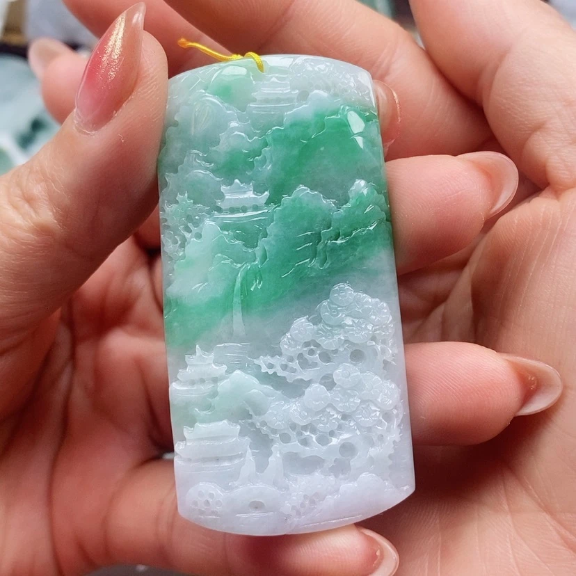 【闪购商品】翡翠颈饰未镶嵌天然翡翠A货山水牌