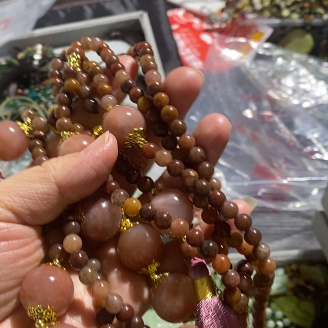 【闪购商品】石英质玉颈饰合金