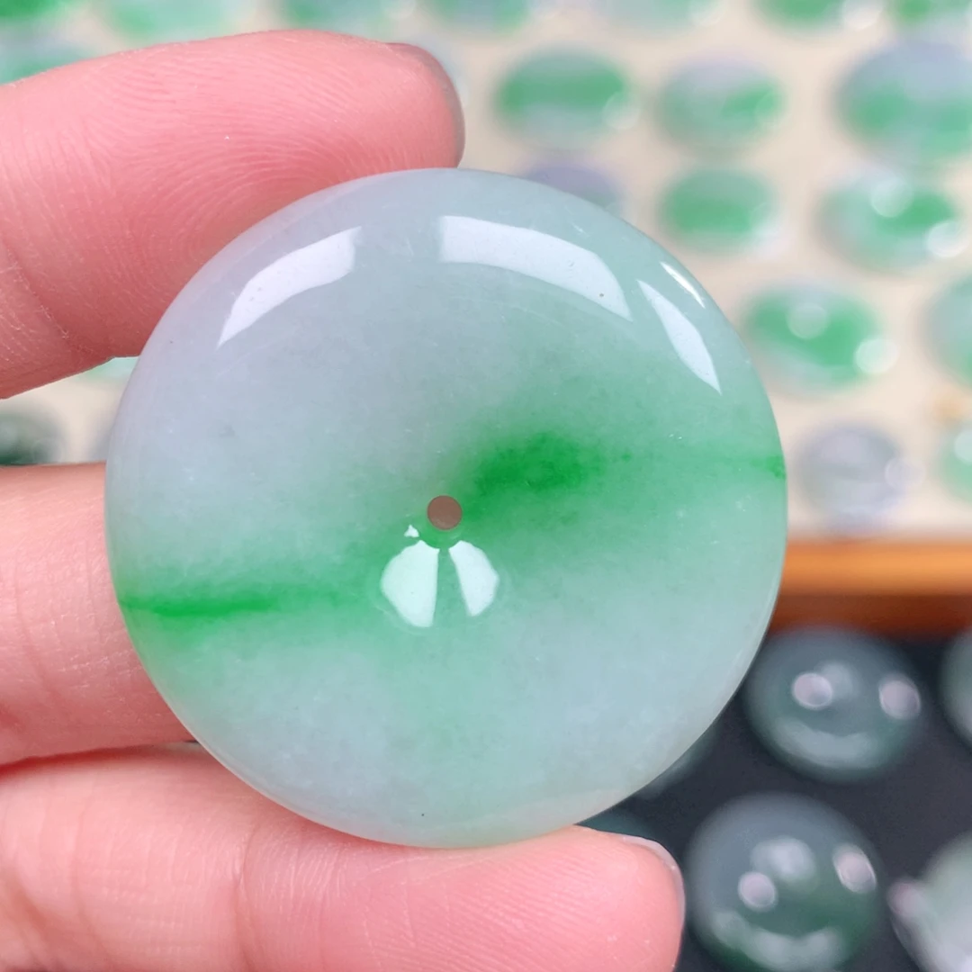 翡翠未镶嵌颈饰34.5-6.0