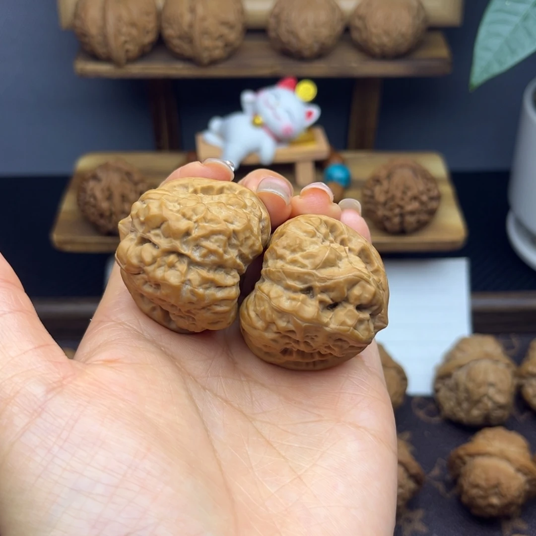 文玩核桃把件蛤蟆头 38+全品白茬