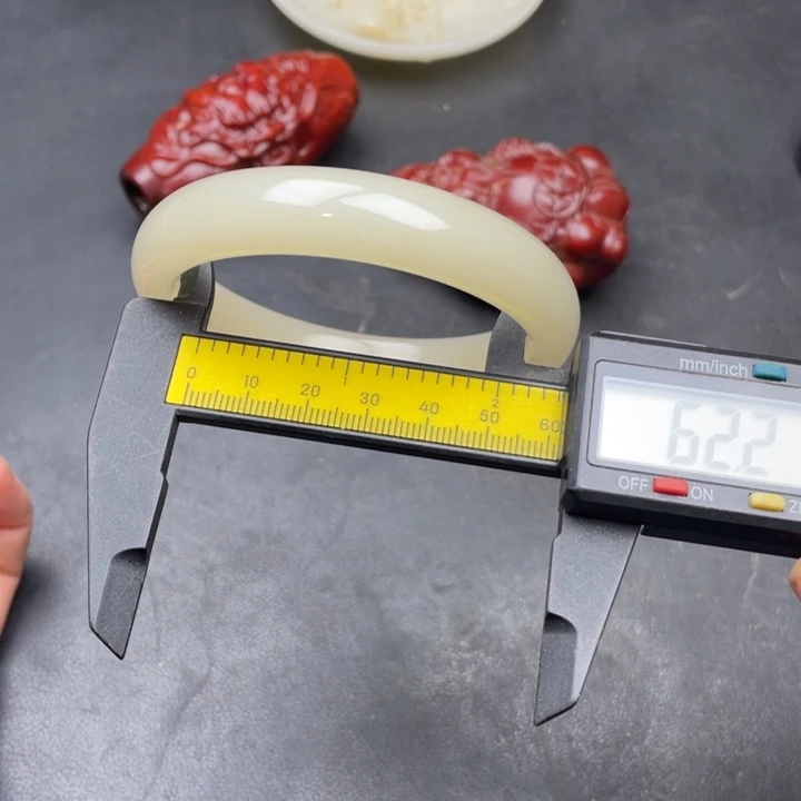 白玉菩提把件摆件