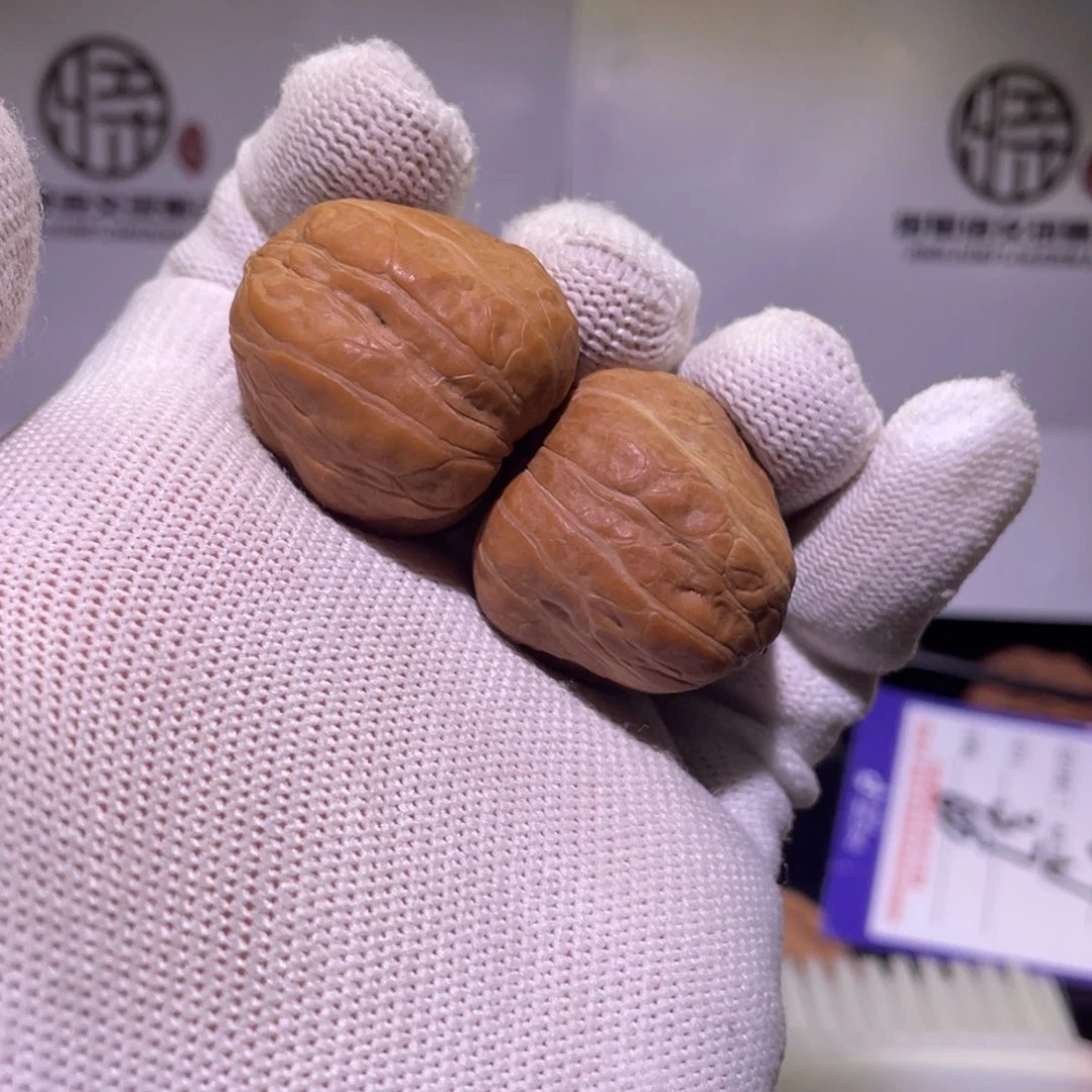 文玩核桃把件780 玉蝉