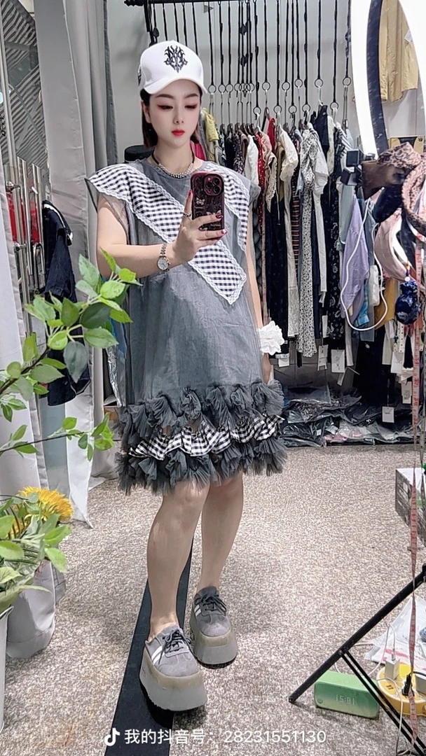 欧货休闲宽松连衣裙