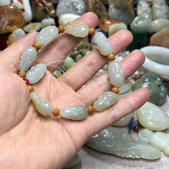 你***哥和田玉未镶嵌手链