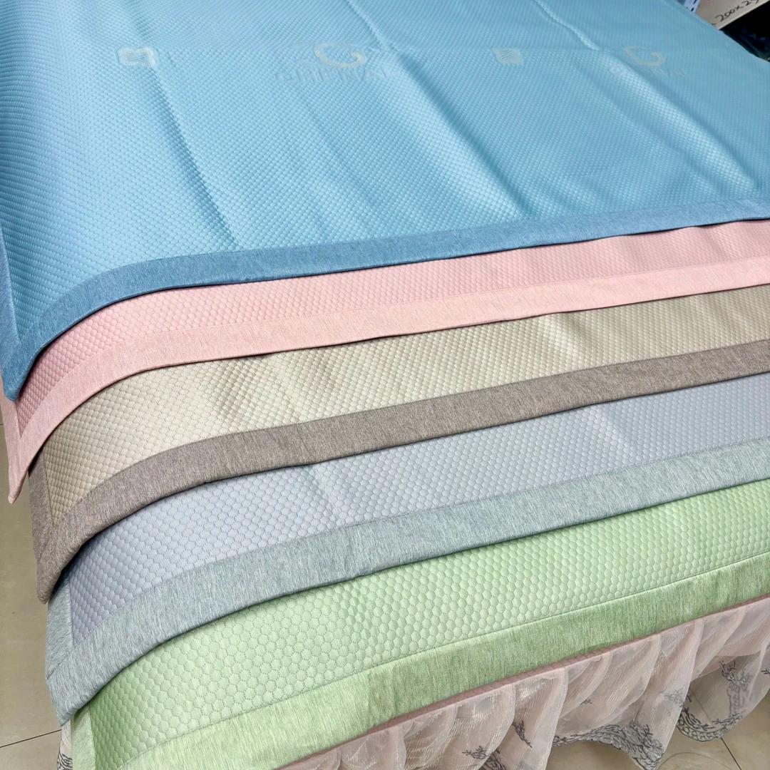 单凉席 不带枕套 100乙纶冰豆豆席 单件席子 可水洗机洗空调软席