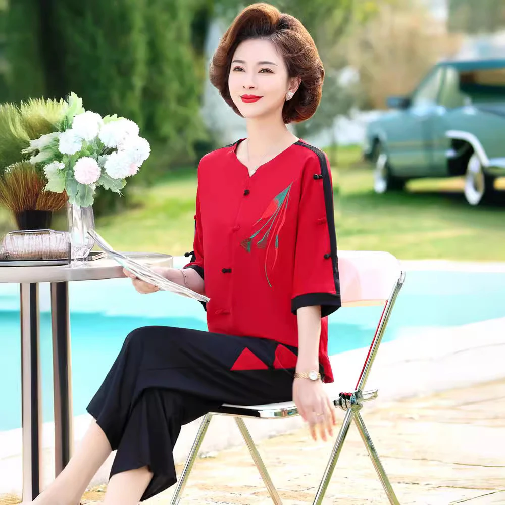 年女装奶奶夏装套装大码妈妈装宽松短袖洋气老年人夏季两件套2025