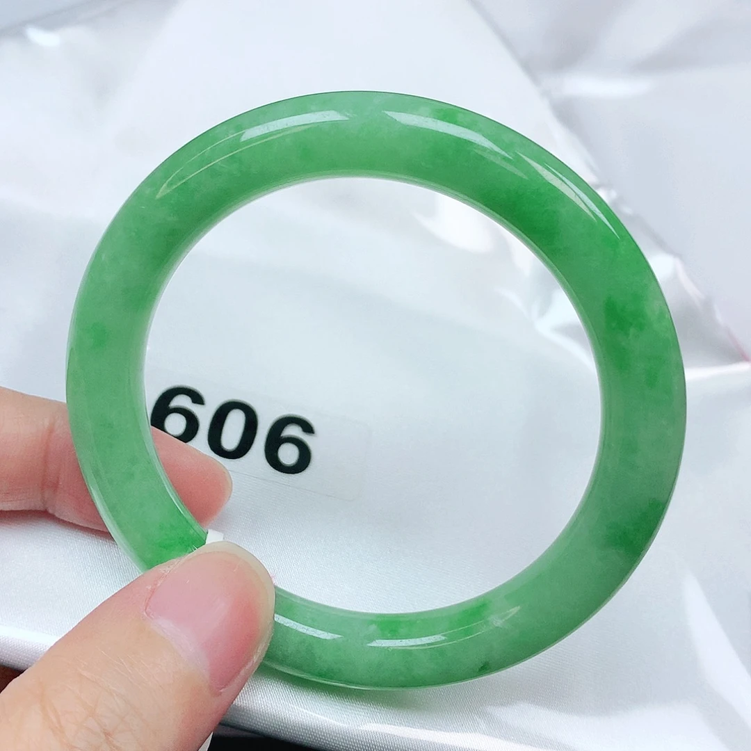 翡翠未镶嵌手镯抖音606